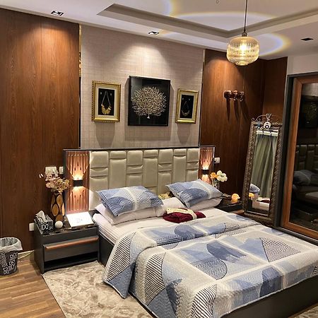 Apartament شقه مفروشه فاخره بالقاهره الجديده New Cairo Zewnętrze zdjęcie