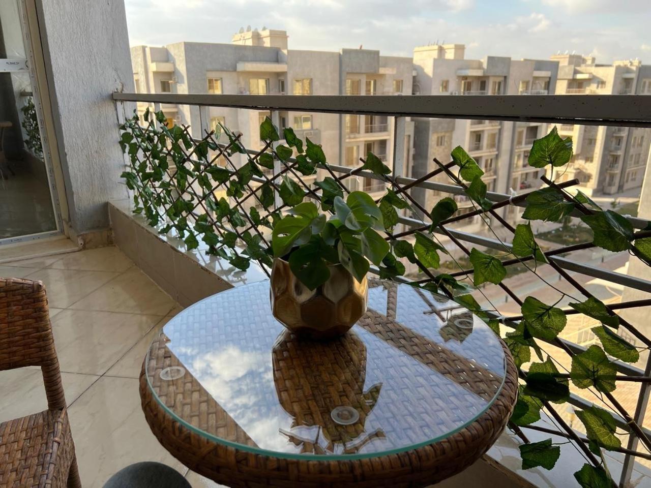 Apartament شقه مفروشه فاخره بالقاهره الجديده New Cairo Zewnętrze zdjęcie